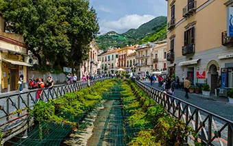 Майорі на узбережжі Амальфі, Італія